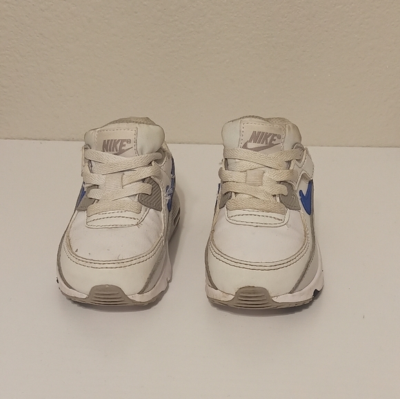 Kids White and Blue Nike Swoosh Sneakers Shoes - Picture 2 of 7